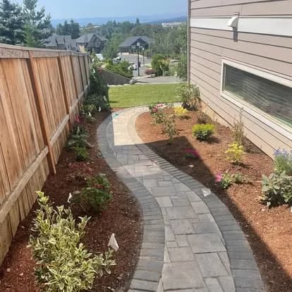 Privacy fence install in the Portland metro